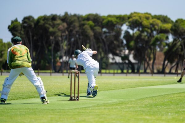 Cricket Coaching : Top Academies & Personal Trainers